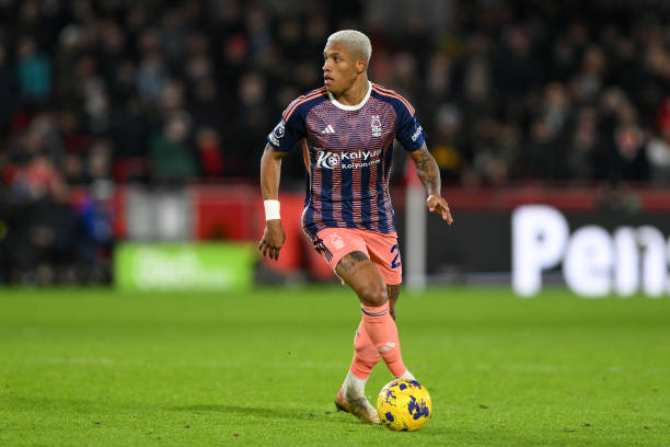 以及中国足 以及中国足